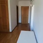 V2 V بيت للعطل