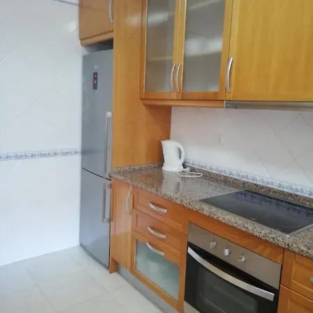 V2 V Olhos de Agua (Albufeira)