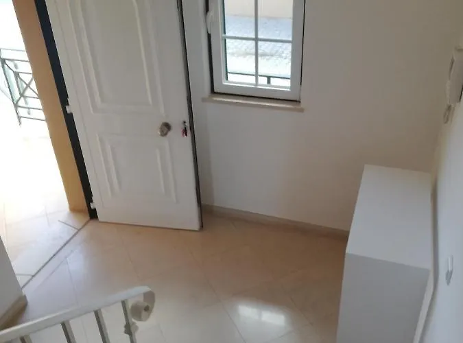 V2 V Olhos de Agua (Albufeira)