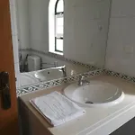 V2 V * Olhos de Agua (Albufeira)