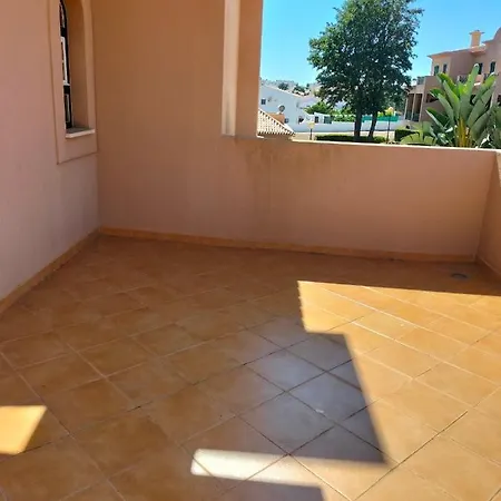 V2 V Prázdninový dům Olhos de Agua (Albufeira)